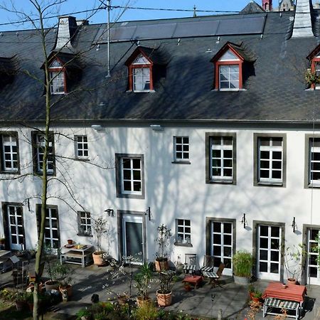 Münstermaifeld Stiftsherrenhaus מראה חיצוני תמונה